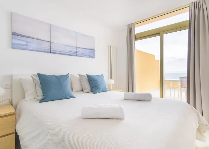 Home2book Design Sea Front Canteras1